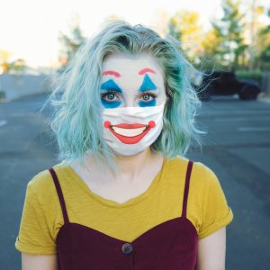 clown halloween costume with clown makeup face mask